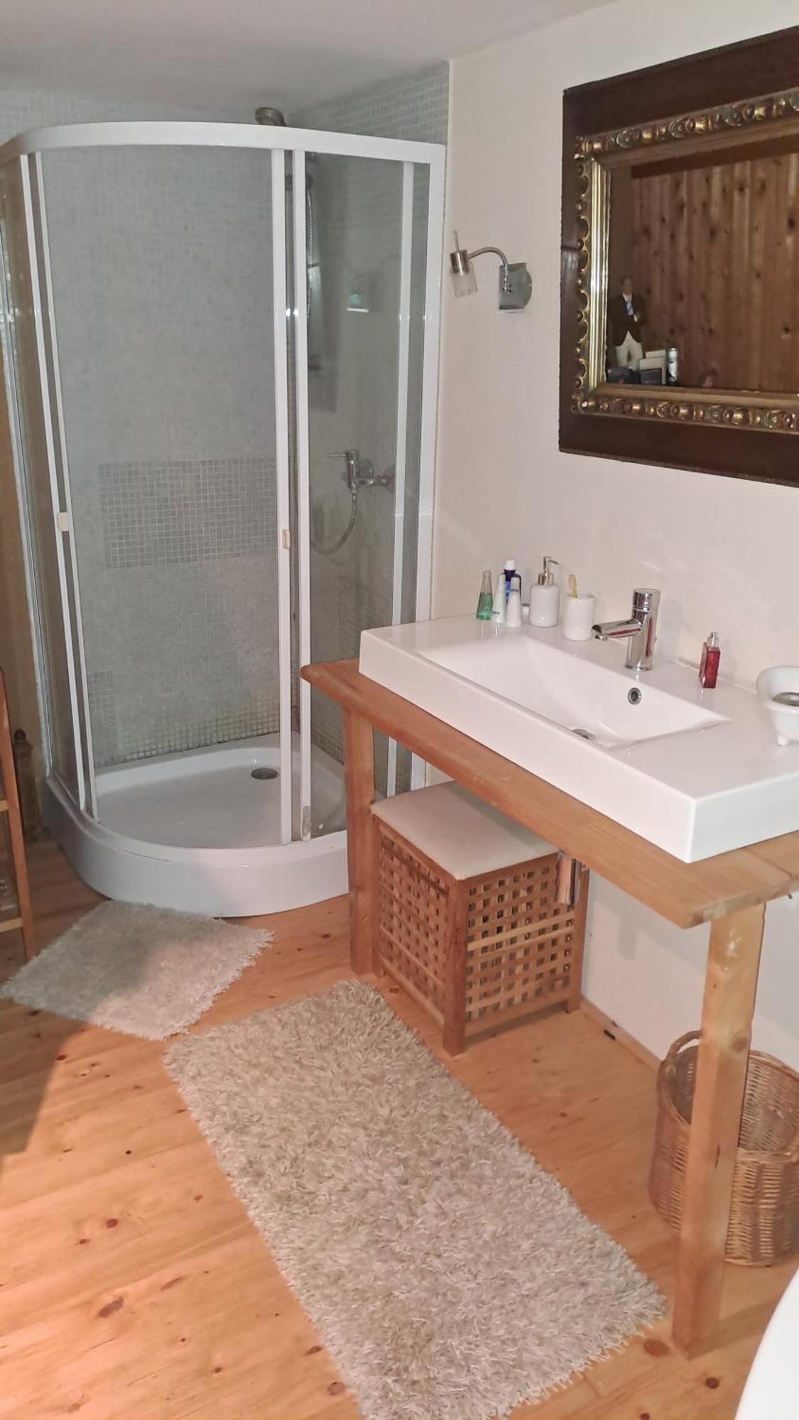 קרפלד Apartmenthaus Mit Sauna Und Whirlpool מראה חיצוני תמונה